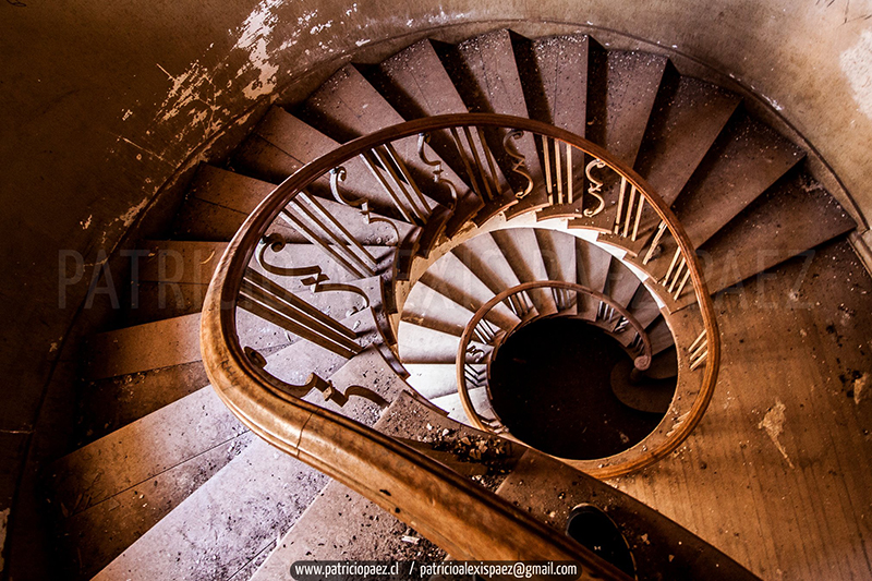 escalera caracol castillo casona la colonia illapel chile patrimonio arquitectura