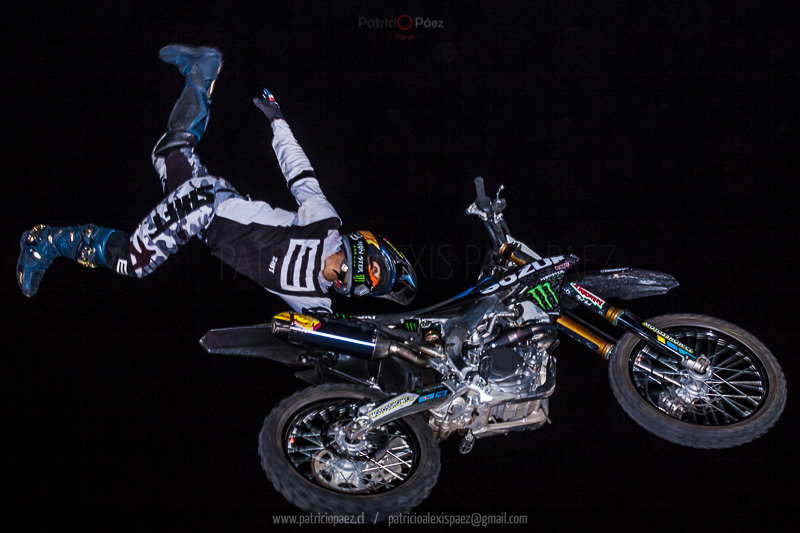 maravilla-aravena-motocross-moto-pirueta-motoquero