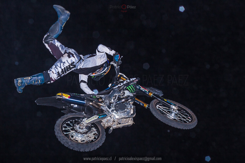 maravilla-aravena-motocross-moto-pirueta-motoquero