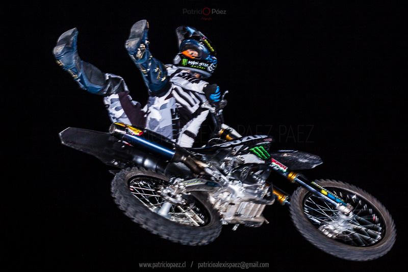 chino-gonzalez-motocross-moto-pirueta-motoquero