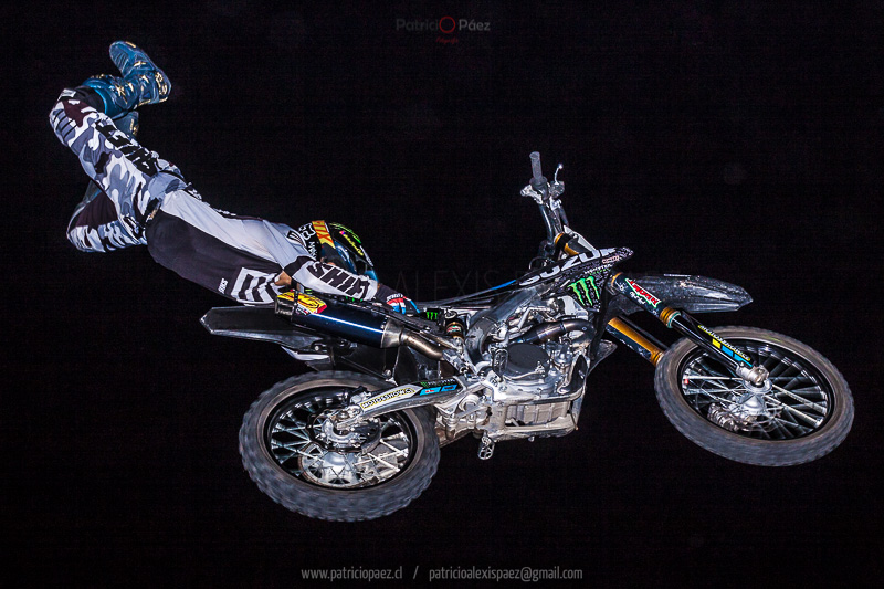 maravilla-aravena-motocross-moto-pirueta-motoquero
