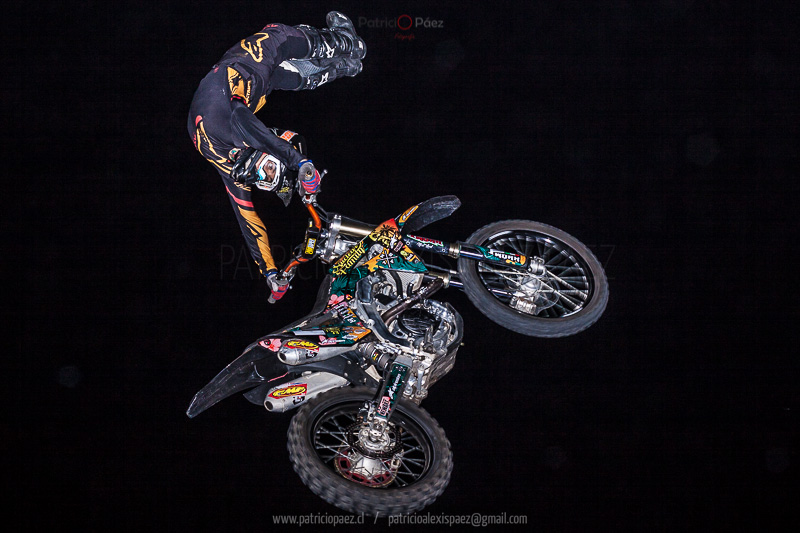 maravilla-aravena-motocross-moto-pirueta-motoquero