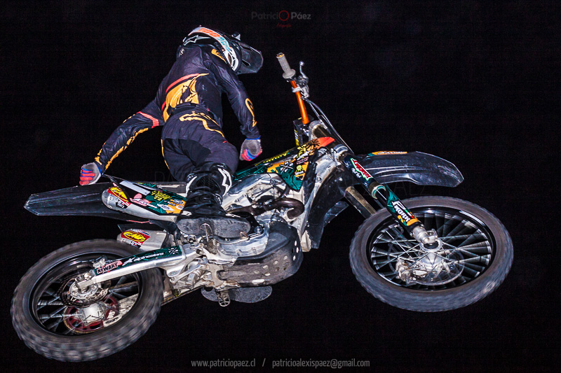 maravilla-aravena-motocross-moto-pirueta-motoquero